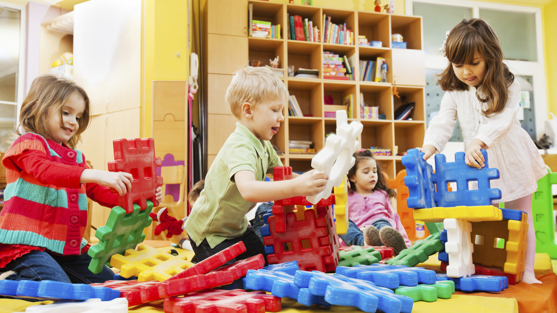 Preschoolers playing Dilly Dally Preschool